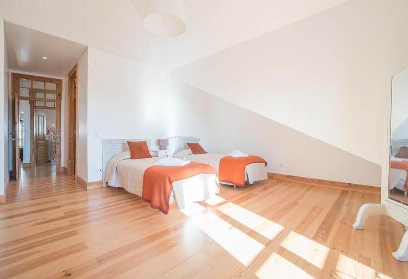 Superb Flat Cathedral & River View