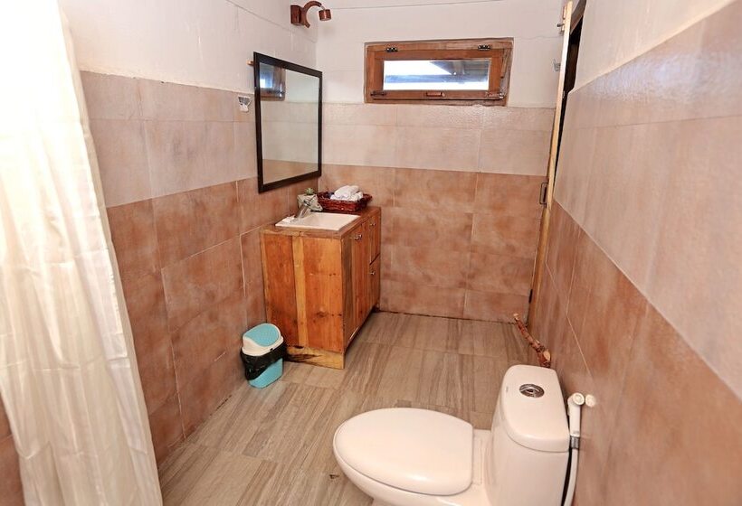 تختخواب و صبحانه Banlekhi