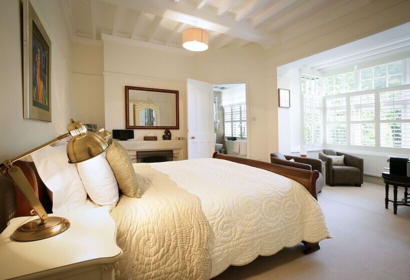 ホテル Daisybank Cottage