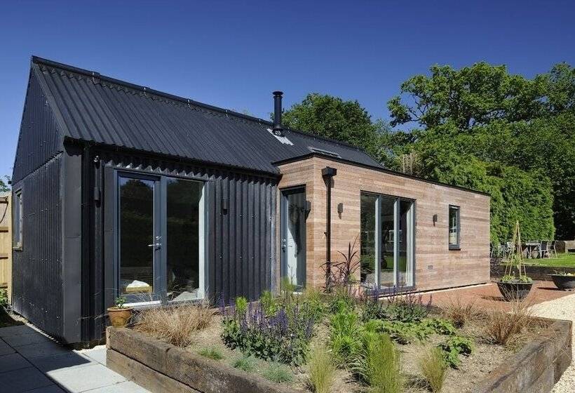 ホテル Daisybank Cottage