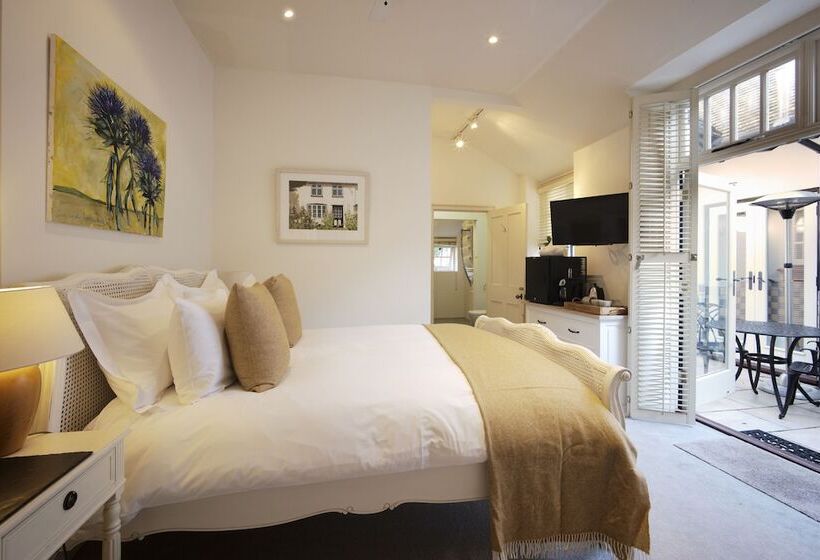 ホテル Daisybank Cottage