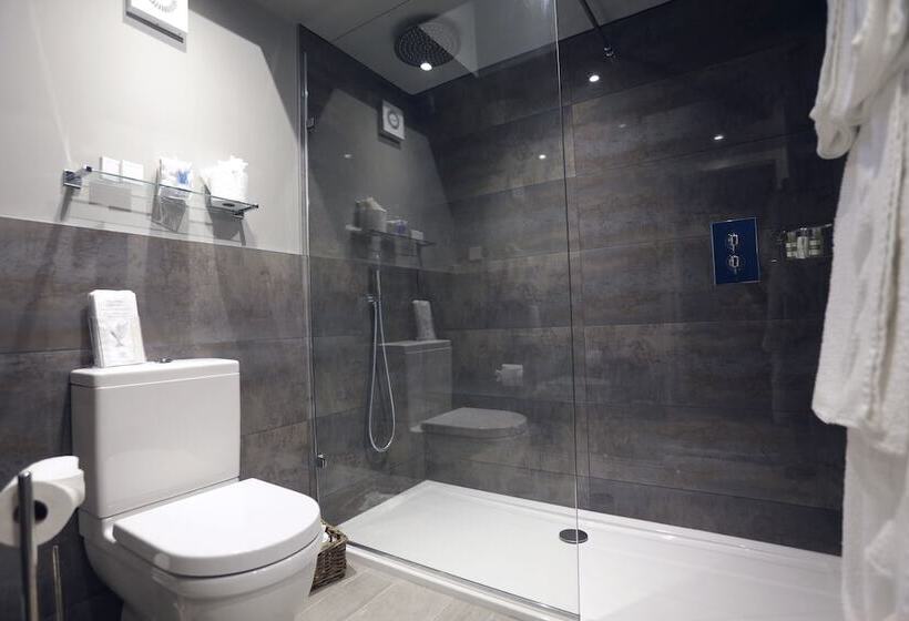 ホテル Daisybank Cottage