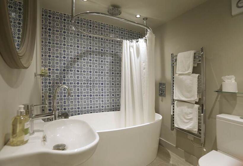 ホテル Daisybank Cottage