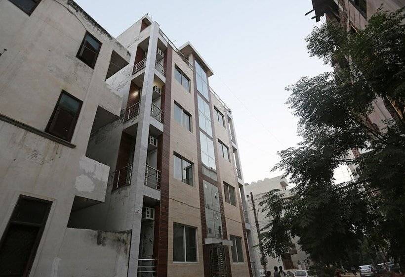 هتل Parkview Residency By Oyo Rooms