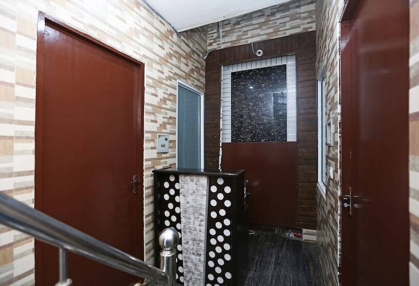 هتل Parkview Residency By Oyo Rooms