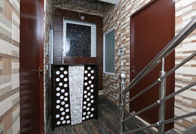 هتل Parkview Residency By Oyo Rooms