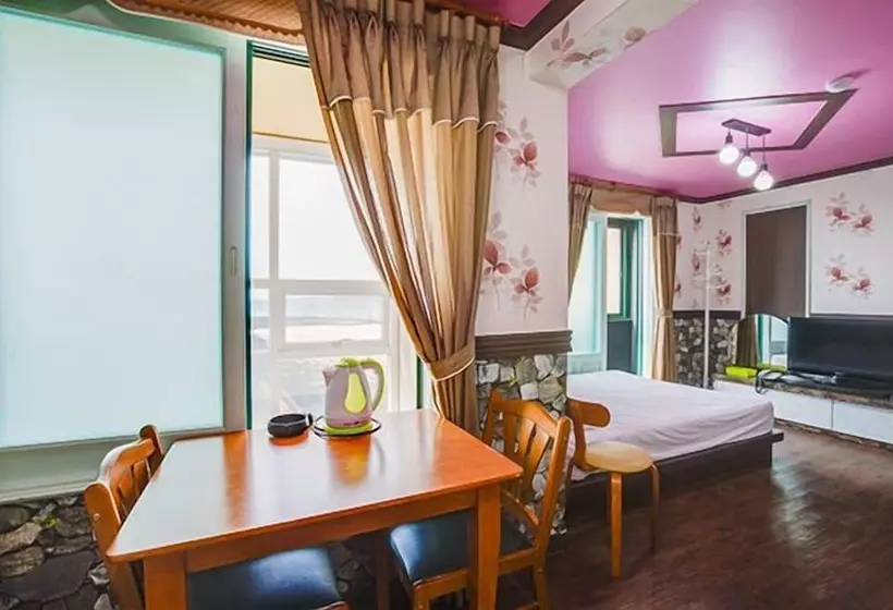 Jeju Green Beach Pension