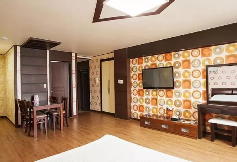 Jeju Green Beach Pension