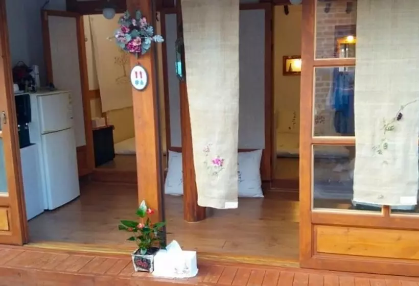 Jeonju Borisoo Hanok Pension