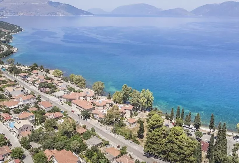 Meliti Waterfront Suites