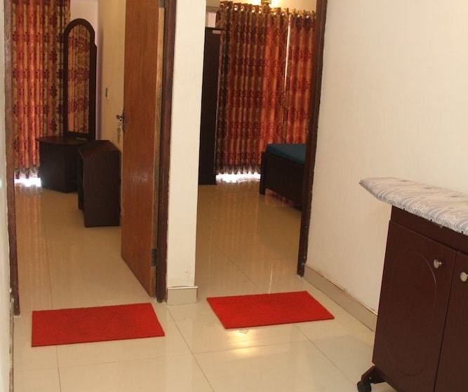 بنسيون Lemuria