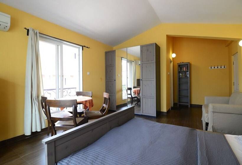 Tripthrill Costa Del Sol 5bhk Villa