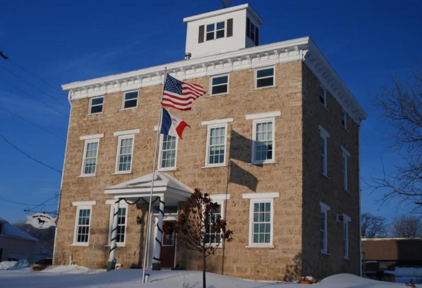 مبيت وإفطار The Black Horse Inn