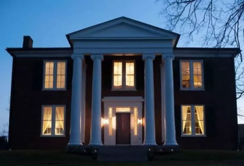 Aamiaismajoitus (B&B) The Denny House