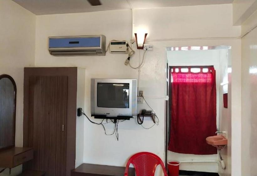 ホテル Akil Towers