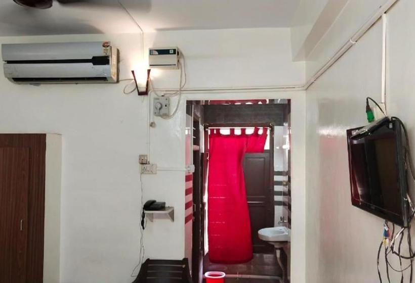 ホテル Akil Towers