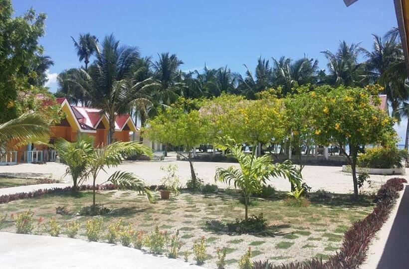 בית מלון כפרי Mayet Beach Resort