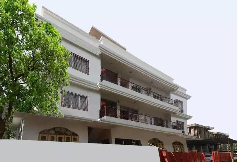 ホテル Om Shree Residency
