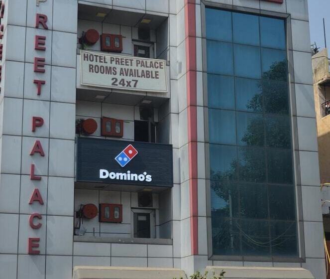 Hotel Preet Palace