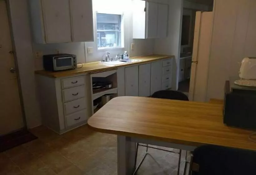 Hotelli Stegbone S Fish Camp And Resort