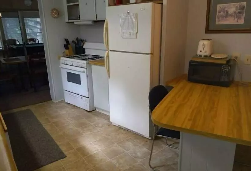 Hotelli Stegbone S Fish Camp And Resort