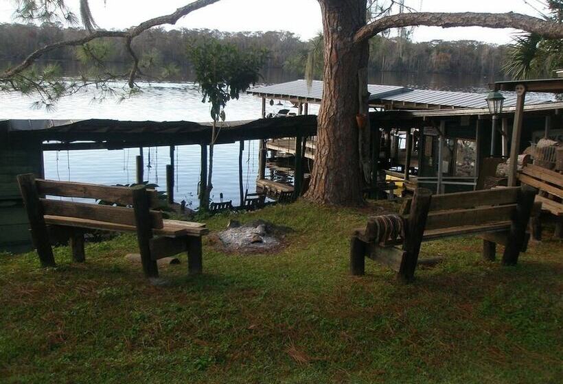 호텔 Stegbone S Fish Camp And Resort