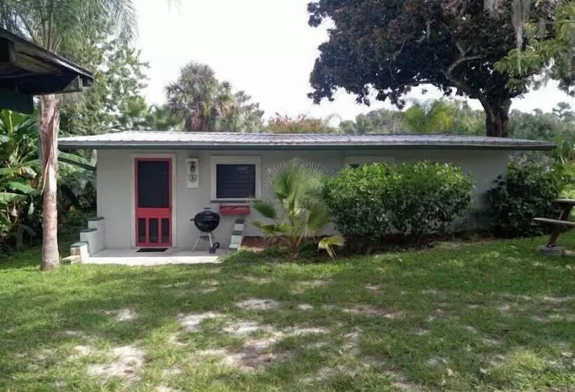 Hotelli Stegbone S Fish Camp And Resort