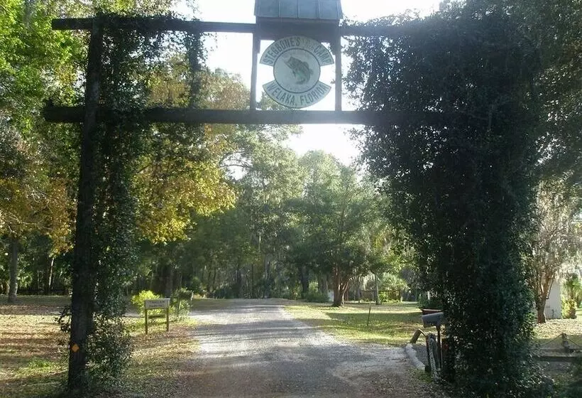 Hotelli Stegbone S Fish Camp And Resort