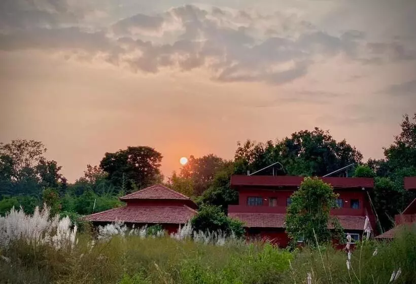 Hotelli The Tiger Valley Resort