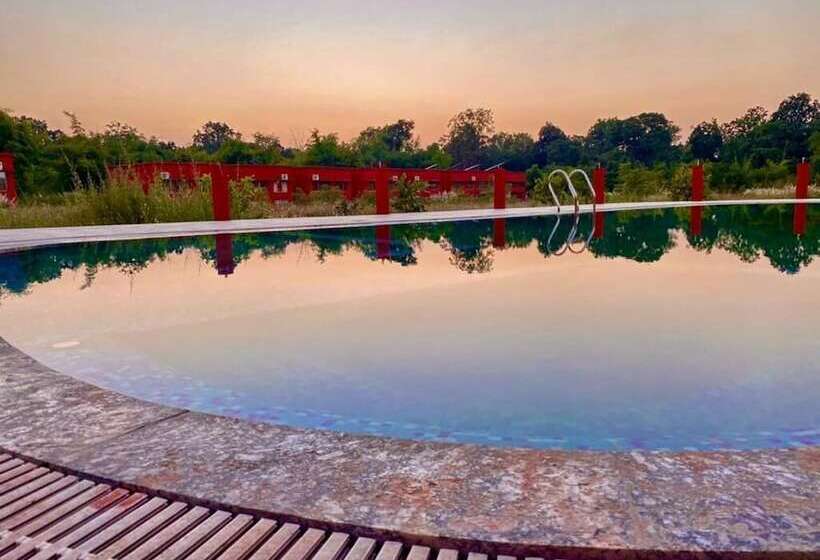 Отель The Tiger Valley Resort