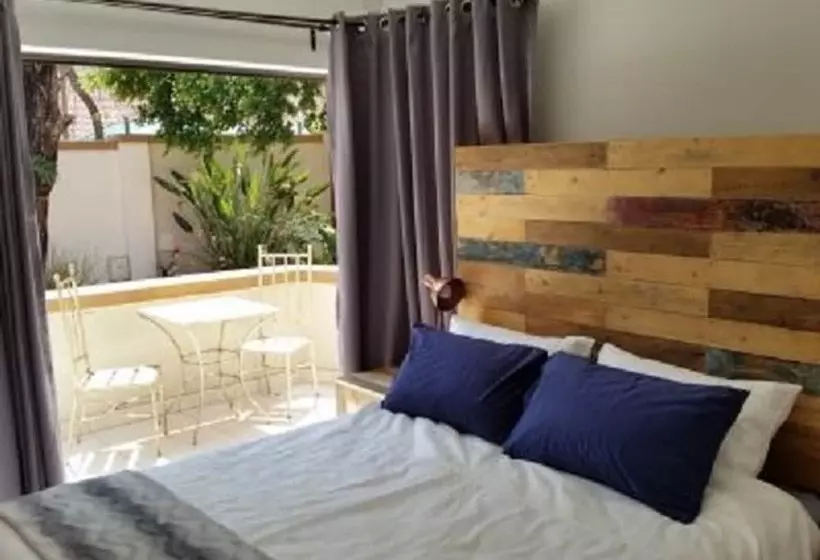 هتل Wildflower Lodge