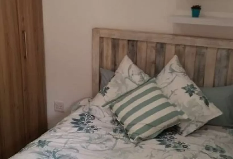 هتل Wildflower Lodge