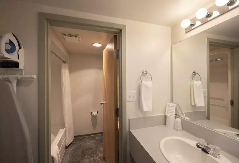 Retkeilymaja Dunvegan Inn And Suites