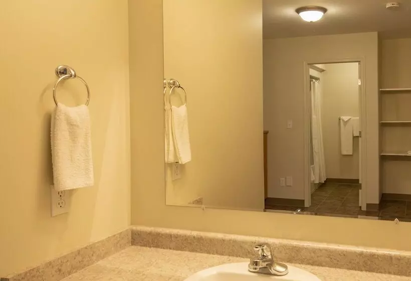 Retkeilymaja Dunvegan Inn And Suites