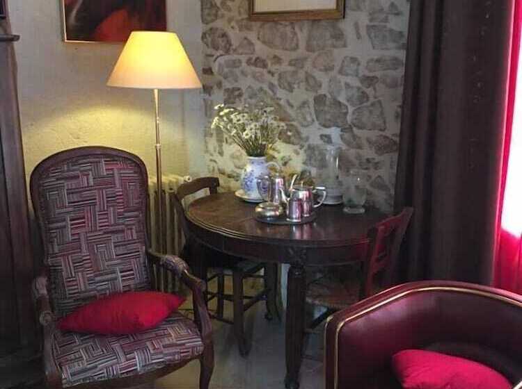 مبيت وإفطار Domaine Le Triol