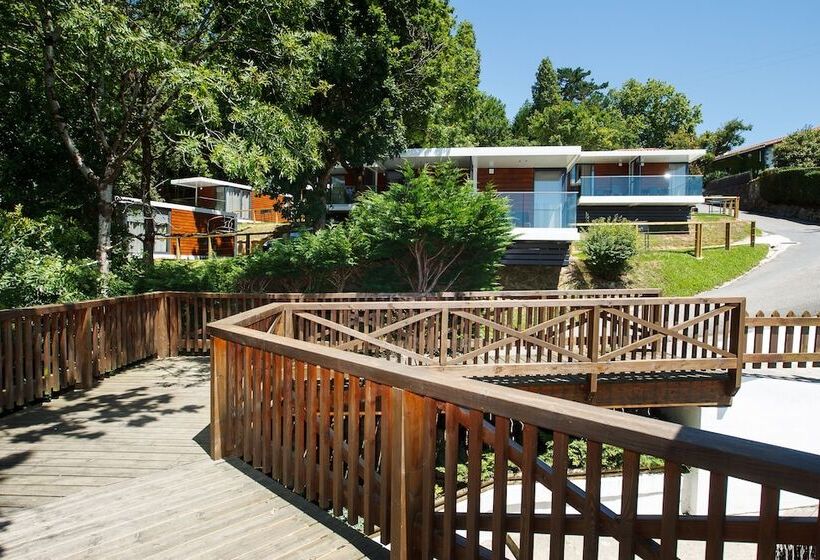 ホテル Camping & Bungalows Portuondo