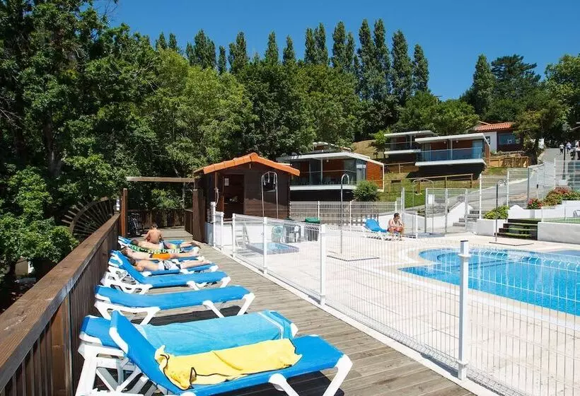 Hotelli Camping & Bungalows Portuondo