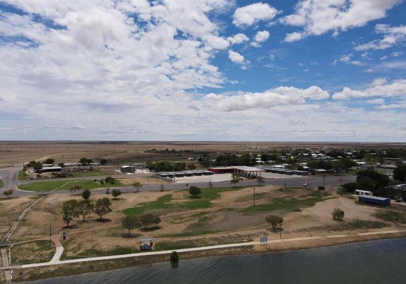 Richmond Midway Motel