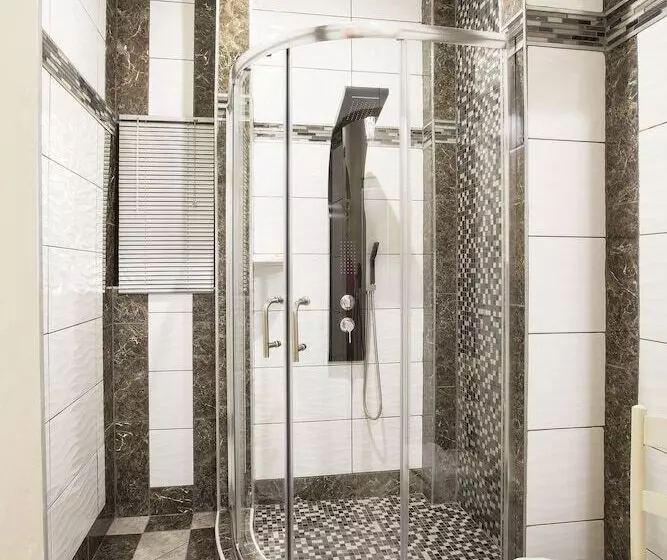 The Royal Palm Bed & Breakfast