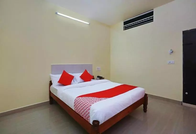 ホテル Oyo 24623 Chetana Residency