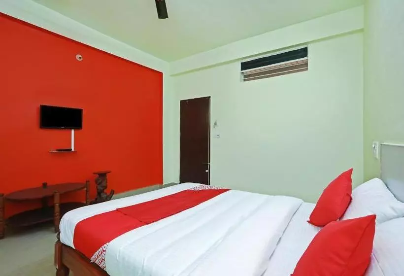 ホテル Oyo 24623 Chetana Residency