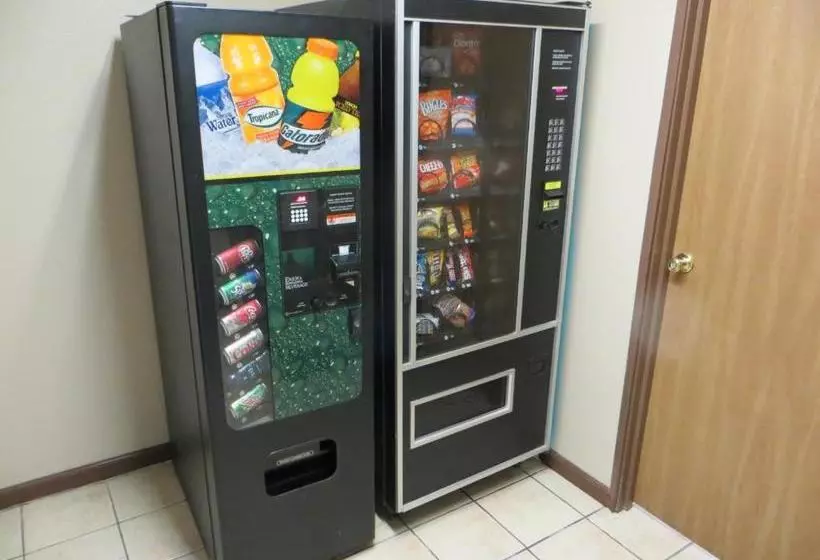 호텔 Knights Inn Memphis At Macon Cove