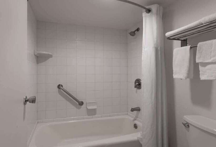 فندق Super 8 By Wyndham Ocala I 75