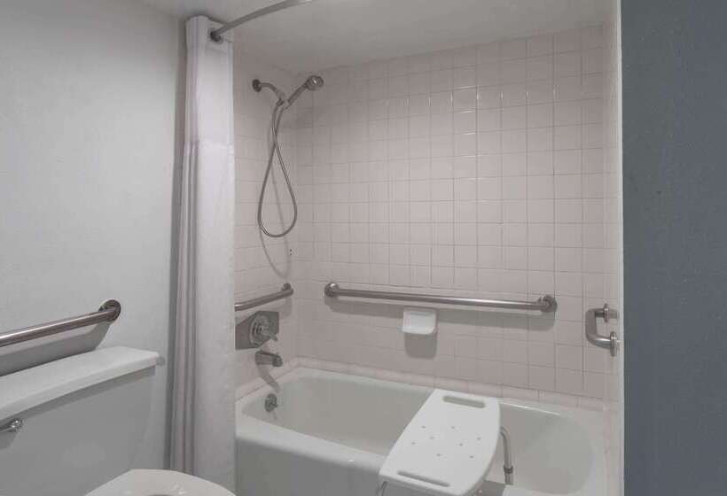 فندق Super 8 By Wyndham Ocala I 75