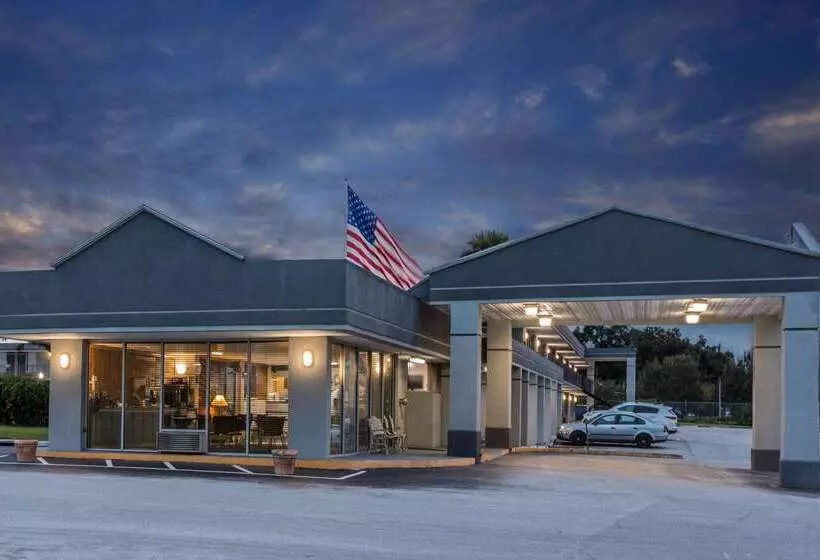 酒店 Super 8 By Wyndham Ocala I 75