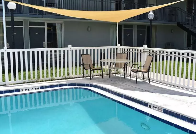 酒店 Super 8 By Wyndham Ocala I 75