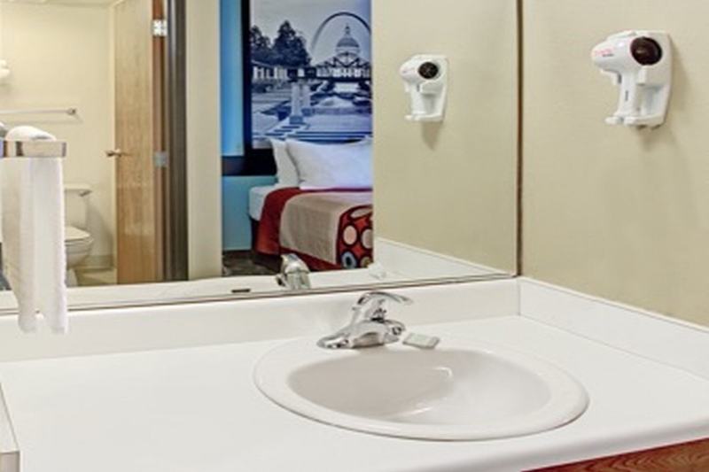 酒店 Super 8 Wentzville