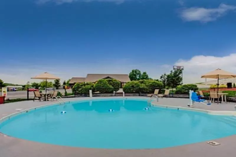 호텔 Super 8 Wentzville