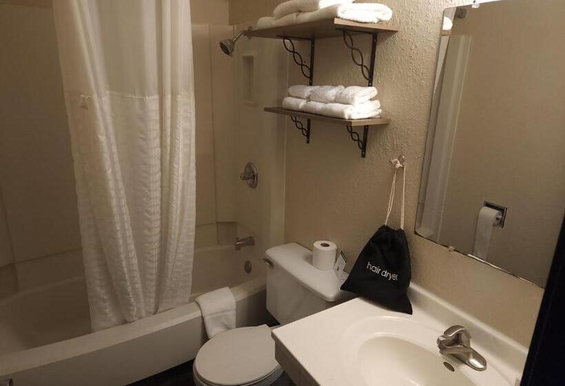 汽车旅馆  Bison Plains Lodge