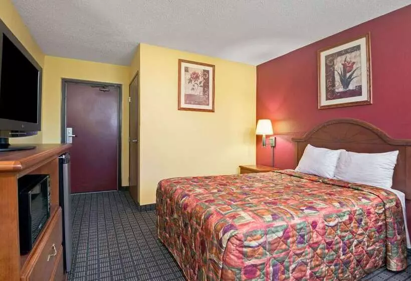 Мотель Days Inn By Wyndham Torrington